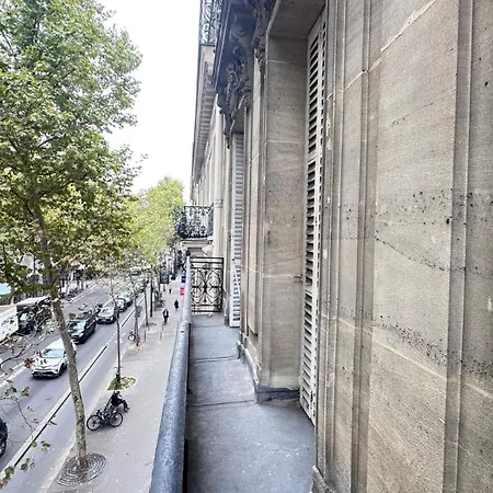 דירה One Bedroom & Balcony / Champs-elysees